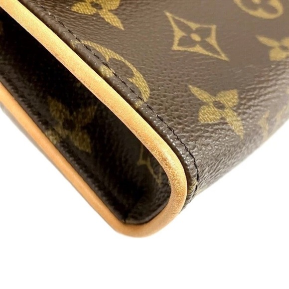 AUTHENTIC Louis Vuitton Florentine - Picture 7 of 9
